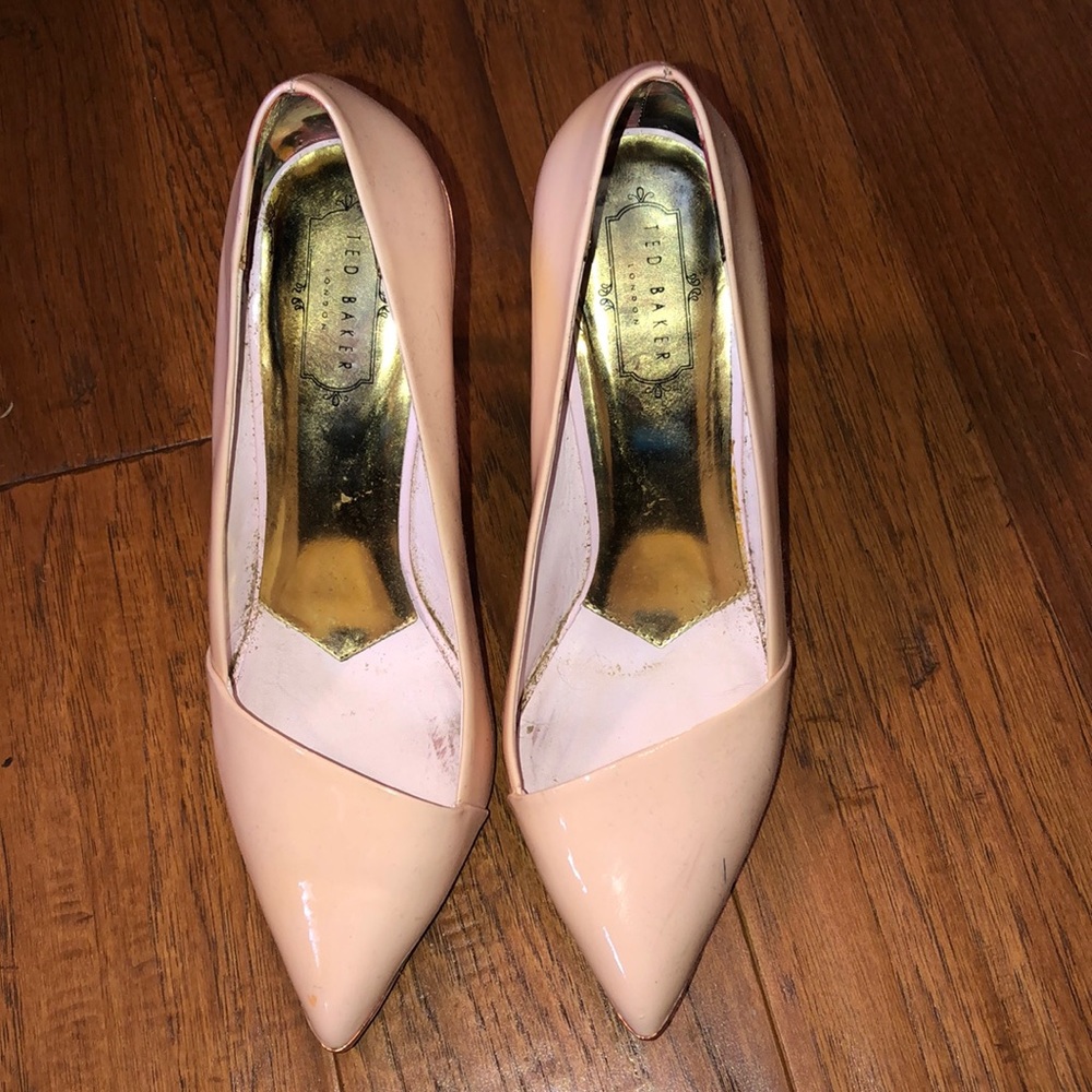 Ted Barker 4inch pumps